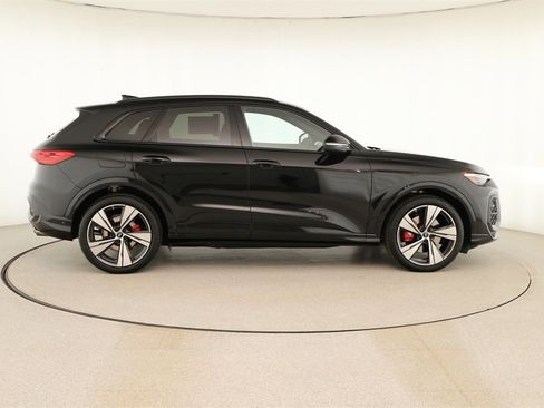 New 2025 Audi SQ5 Premium Plus image 8