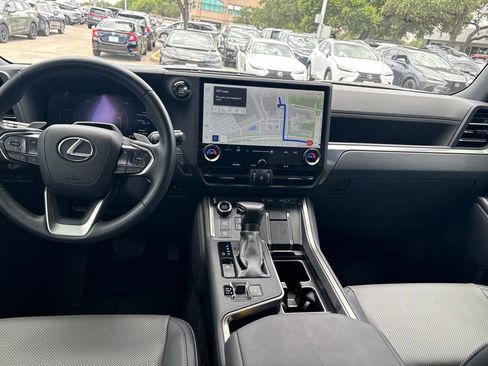 Used 2025 Lexus GX 550 w/ Cold Area Package AWD/4WD image 19