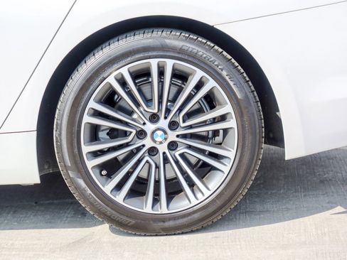 Used 2017 BMW 530i xDrive AWD/4WD image 24