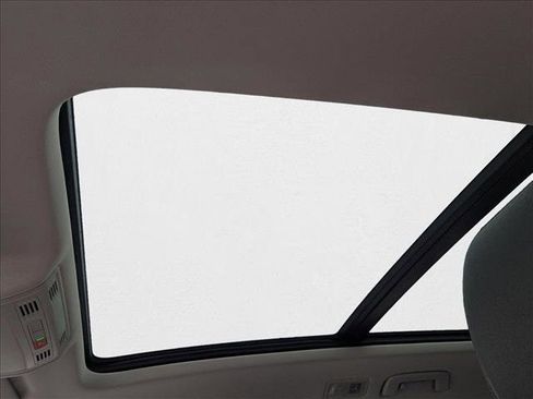 New 2025 Volkswagen Taos SE image 5