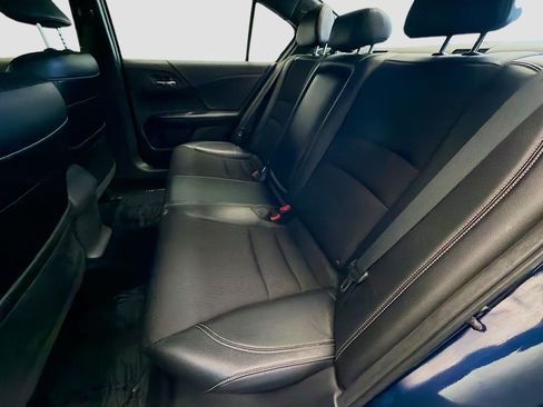 Used 2016 Honda Accord Sport image 13