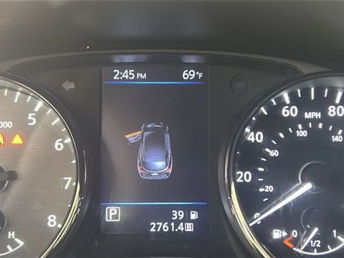 Used 2020 Nissan Rogue Sport SV w/ All-Weather Package AWD/4WD image 16