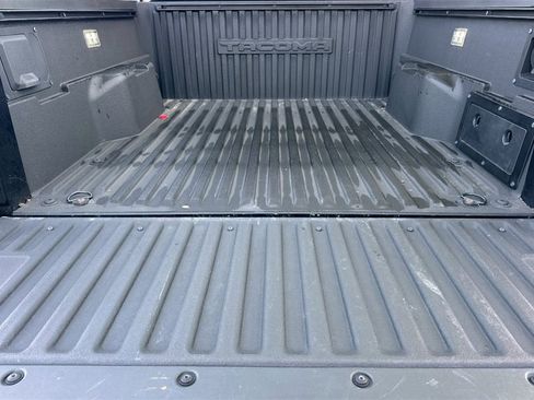 Certified 2024 Toyota Tacoma TRD Sport w/ TRD Sport Upgrade Package image 18