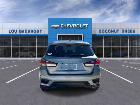 Used 2022 Mitsubishi Outlander Sport SE image 7