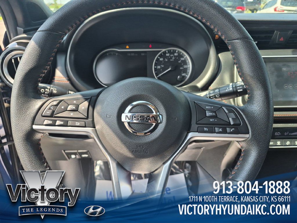 Used 2019 Nissan Kicks SR FWD image 14