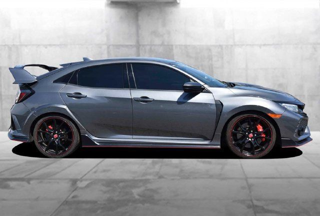 Used 2017 Honda Civic Type R image 5