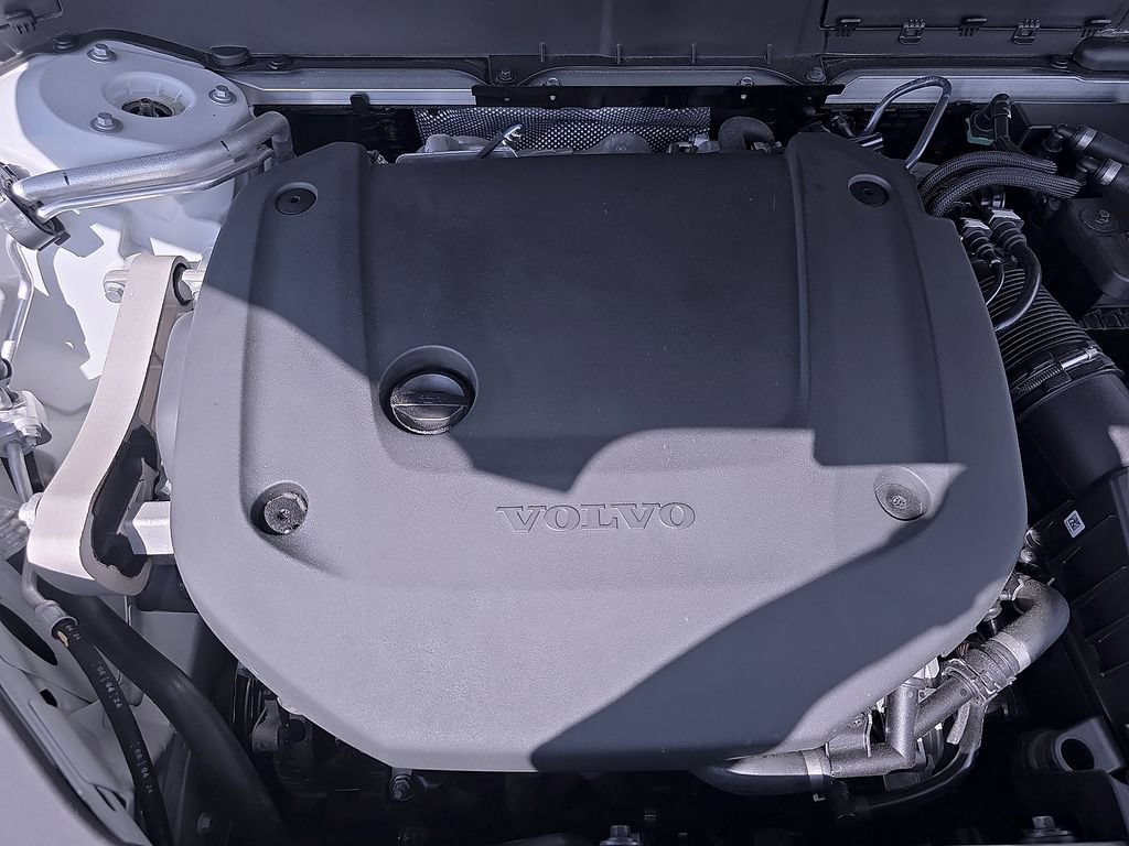 Used 2025 Volvo XC90 B6 Plus AWD/4WD image 43