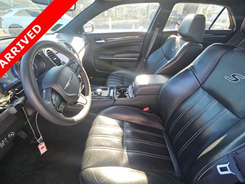 Used 2023 Chrysler 300 S image 5