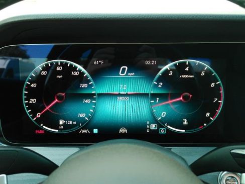 Used 2022 Mercedes-Benz E 350 Sedan w/ Driver Assistance Package image 38