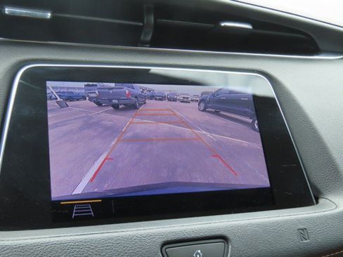 Used 2019 Cadillac XT4 Sport FWD image 26