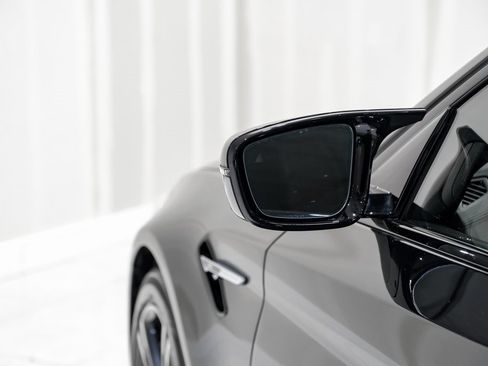 Used 2022 BMW M5 w/ Executive Package image 38