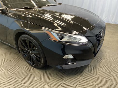 Used 2022 Nissan Altima 2.5 SR w/ Midnight Edition Package image 44