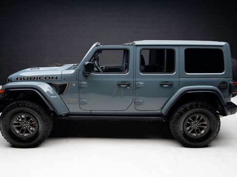 Used 2024 Jeep Wrangler Unlimited Rubicon 392 image 20