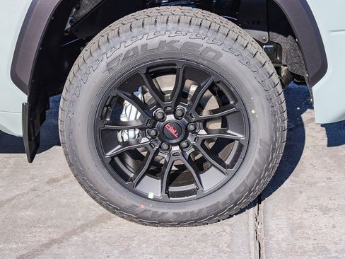 New 2026 Toyota Tundra Limited image 11