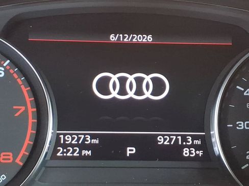 Used 2023 Audi Q5 2.0T Premium w/ Convenience Package AWD/4WD image 12
