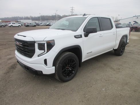 New 2026 GMC Sierra 1500 Elevation image 10
