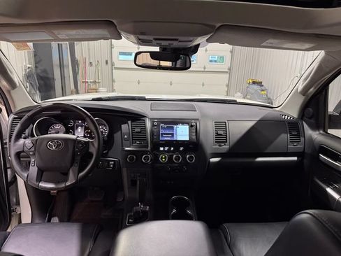 Used 2021 Toyota Sequoia Nightshade w/ Safety & Convenience Package AWD/4WD image 18