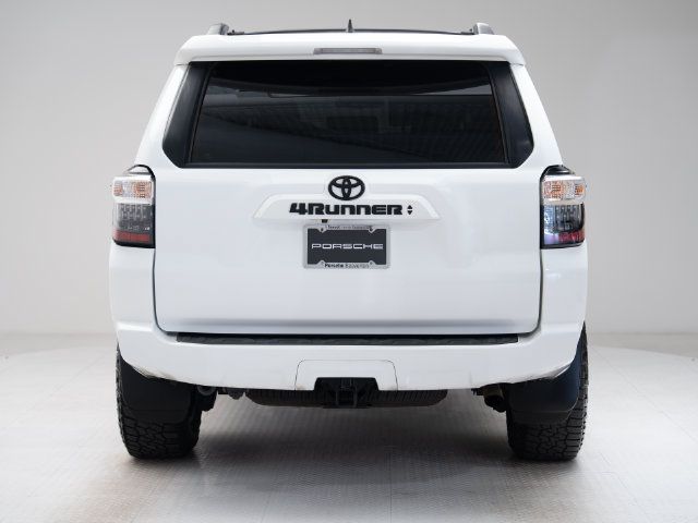 Used 2021 Toyota 4Runner SR5 Premium w/ Moonroof Package AWD/4WD image 30