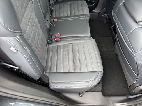 New 2026 Mitsubishi Outlander LE FWD image 27