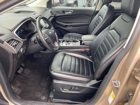 Used 2020 Ford Edge SEL w/ Convenience Package AWD/4WD image 9