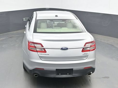 Used 2013 Ford Taurus SEL FWD image 22