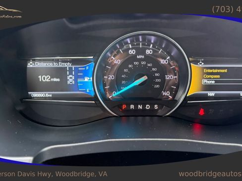 Used 2018 Ford Explorer XLT w/ Equipment Group 202A AWD/4WD image 28