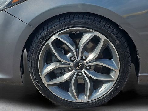 Used 2016 Kia Forte Koup SX w/ SX Premium Package image 10