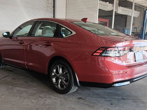 Certified 2023 Honda Accord EX-L image 7