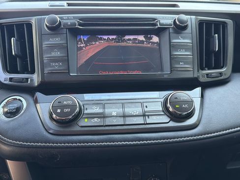Used 2013 Toyota RAV4 Limited FWD image 19