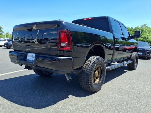 Used 2025 RAM 2500 Big Horn AWD/4WD image 17