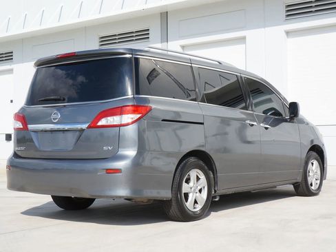 Used 2016 Nissan Quest SV image 13