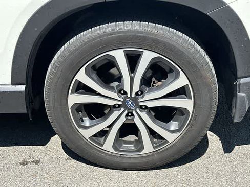 Used 2019 Subaru Forester Limited AWD/4WD image 5