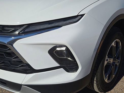 Used 2024 Chevrolet Blazer LT image 10