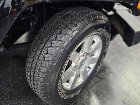 Used 2013 Jeep Wrangler Sahara w/ Connectivity Group AWD/4WD image 10