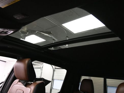 Used 2022 RAM 1500 Limited image 23