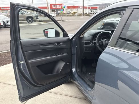 Used 2021 MAZDA CX-5 Carbon Edition image 10