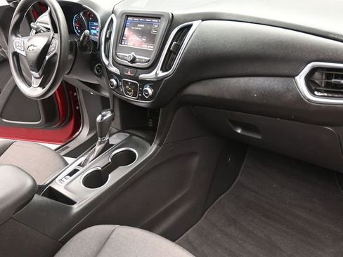 Used 2020 Chevrolet Equinox LT image 29