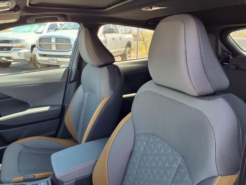 Used 2025 Subaru Crosstrek 2.5i Sport w/ Crosstrek Mirror Package image 10