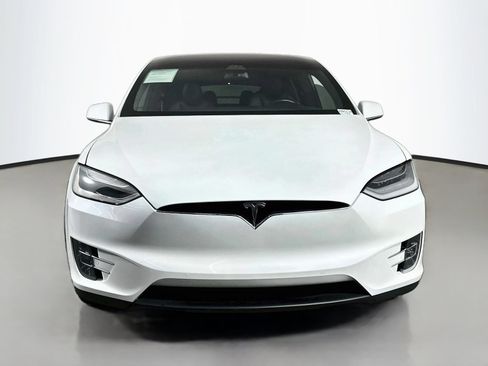 Used 2020 Tesla Model X Long Range AWD/4WD image 2