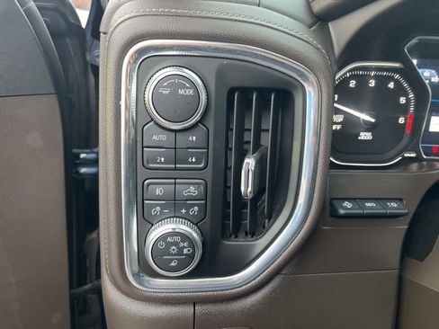 Used 2021 GMC Sierra 1500 SLT w/ SLT Premium Plus Package image 16
