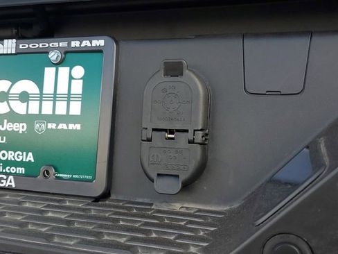 New 2026 RAM 1500 Laramie AWD/4WD image 10