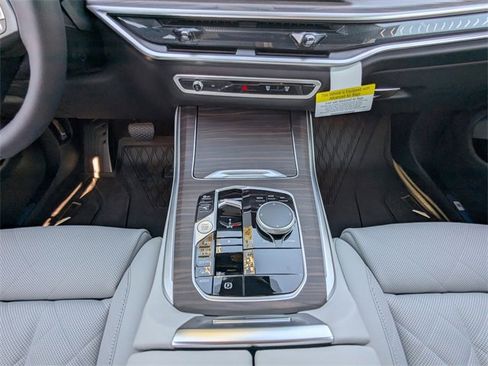 New 2026 BMW X5 xDrive40i w/ Climate Comfort Package image 20