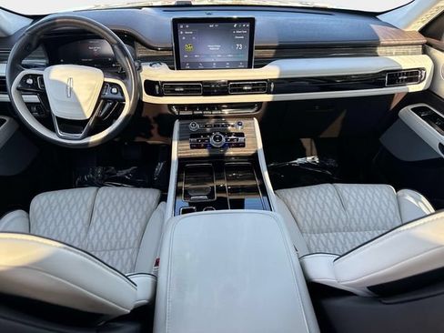 Used 2023 Lincoln Aviator Black Label w/ Dynamic Handling Package AWD/4WD image 16
