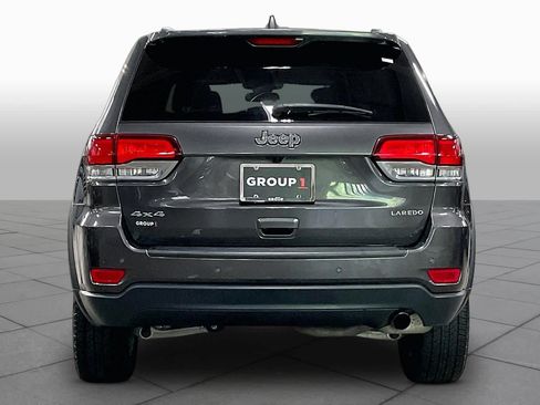 Used 2021 Jeep Grand Cherokee Laredo AWD/4WD image 5