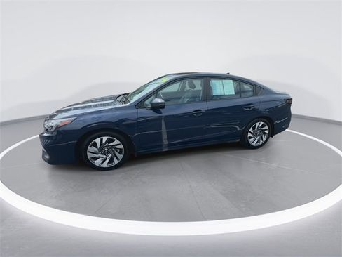 Used 2024 Subaru Legacy Limited image 5