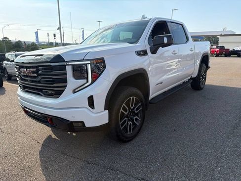 Used 2026 GMC Sierra 1500 AT4 w/ AT4 Premium Package AWD/4WD image 3