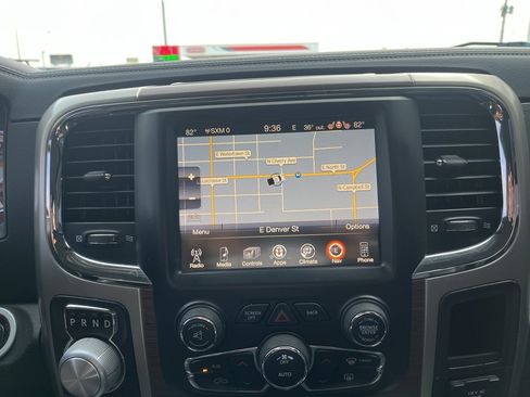 Used 2015 RAM 1500 Laramie w/ Convenience Group image 25