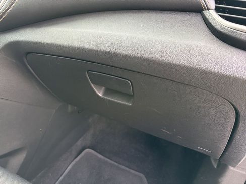 Used 2022 Chevrolet Trax LT w/ LT Convenience Package image 18