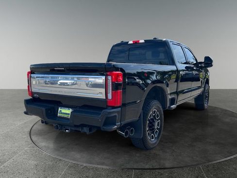 Used 2023 Ford F350 Platinum w/ FX4 Off-Road Package AWD/4WD image 9