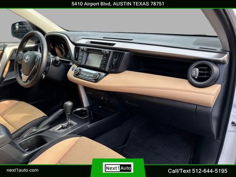 Used 2018 Toyota RAV4 XLE image 27